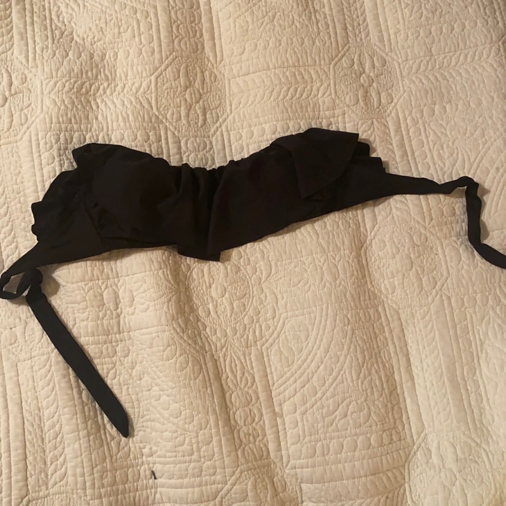 Black bikini top